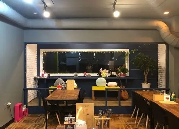 Long Island Guesthouse - Hostel - Yerinde Yemek