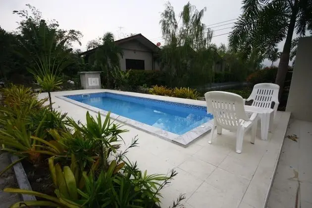 Long Lake Resort - Havuz