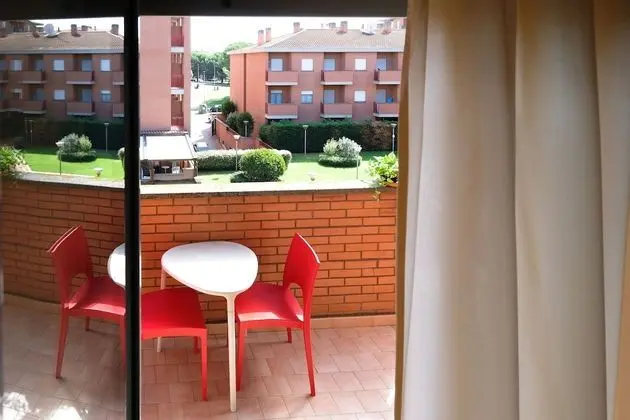 Long Stay Monthly Cheap Apartment With Backyard Garden