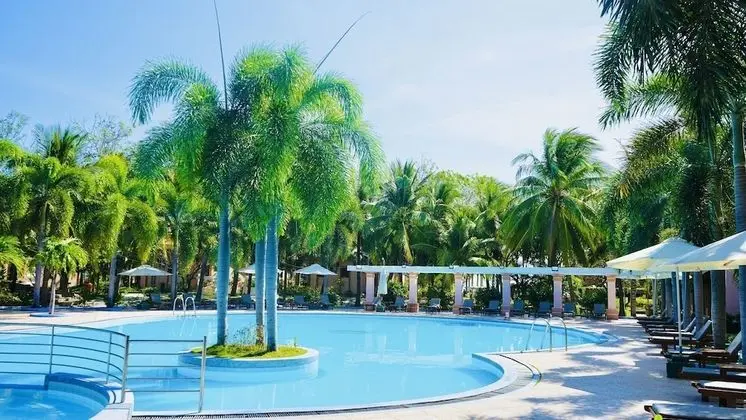 Long Thuan Hotel & Resort - Havuz