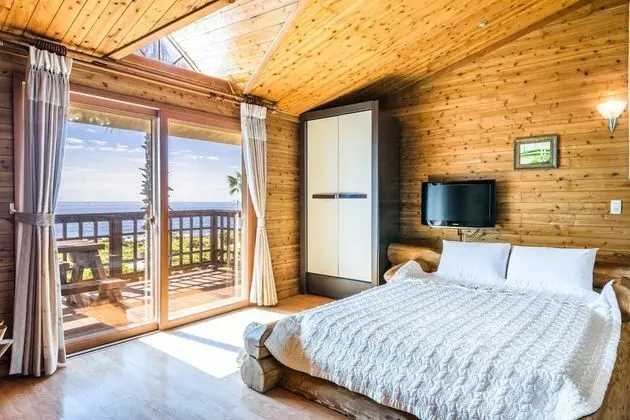 Longbeach Pension - Öne Çıkan Resim