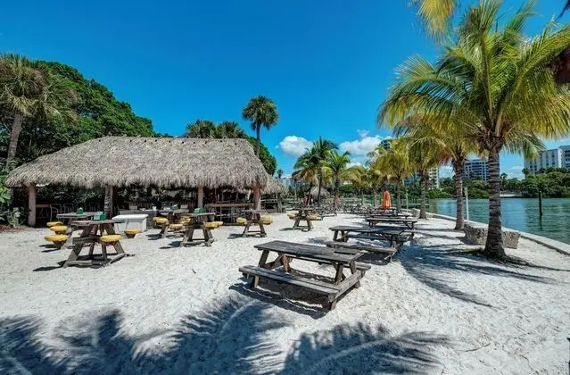 Longboat Key Cedars Beach House - Plaj