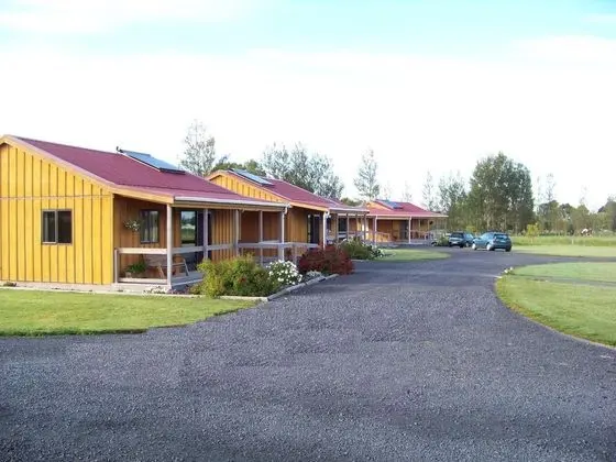 Longbourne Lodge Motel