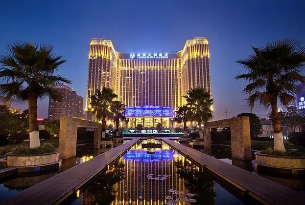 Longchamp Garden Hotel Changsha