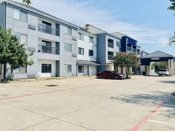 Longhorn Inn & Suites Fort Worth Fossil Creek