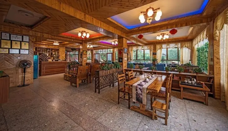 Longji Rice Terraces Green view Guesthouse - Yerinde Yemek