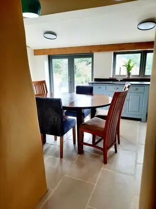 Longstone Bed and Breakfast - Oda Düzeni
