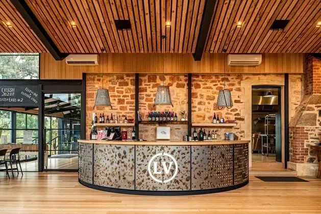 Longview Vineyard - Lobi