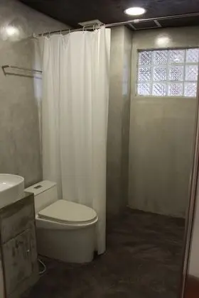 Longzhu Guesthouse - Banyo Tipleri
