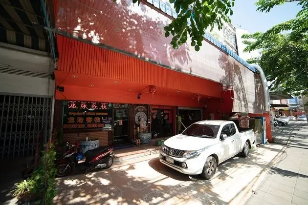Longzhu Guesthouse - Dış Mekan