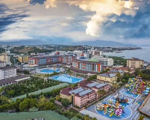 Lonicera Resort & Spa Hotel