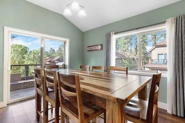 The Lookout at Tahoe Woods - Yerinde Yemek