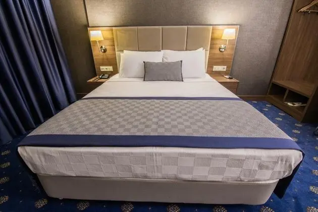 Looks Hotel - Genel