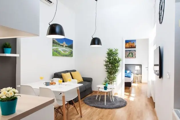 LOOX serviced apartments Hatzova - Öne Çıkan Resim