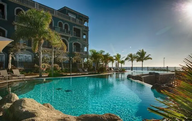 Lopesan Villa del Conde Resort and Thalasso - Havuz