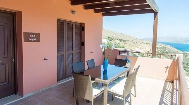 Loquat-Morfi Village
