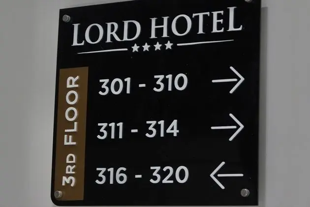 Lord Hotel & Restaurant at AutoStation - Dış Mekan