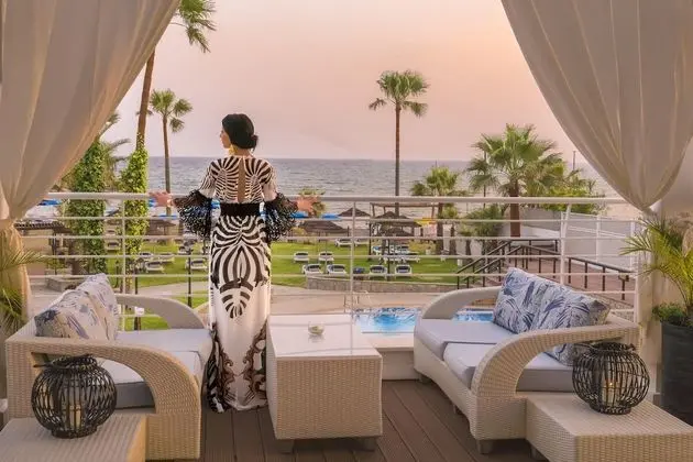 Lordos Beach Hotel & Spa