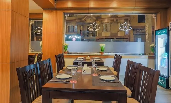 Lords Eco Inn Kathmandu - Yerinde Yemek