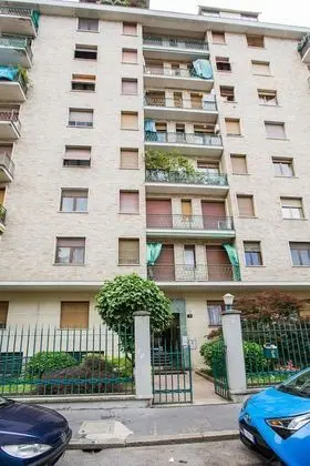 Lorenteggio Studio Apt