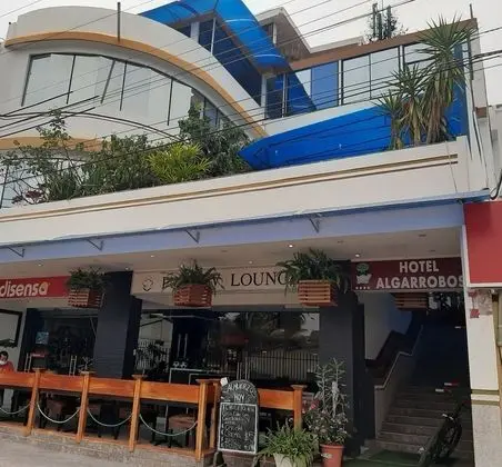 Hotel Los Algarrobos - Dış Mekan