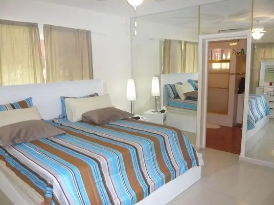 Villa Los Almendros - 2 Private Pools, Private Tennis Court and Playground - Oda