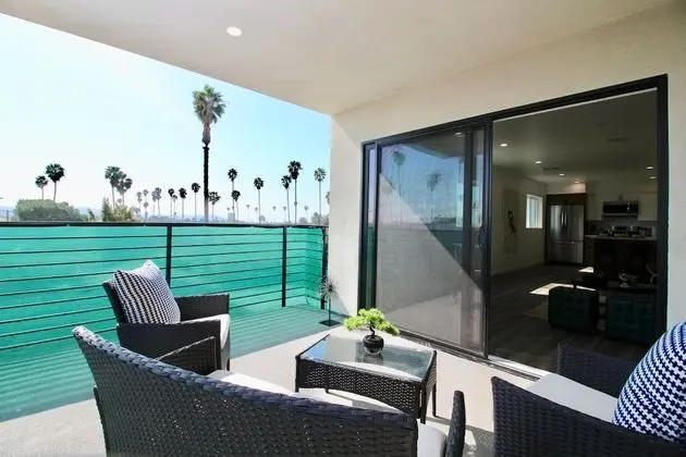 Los Angeles Villas 3BR 3BT Parking