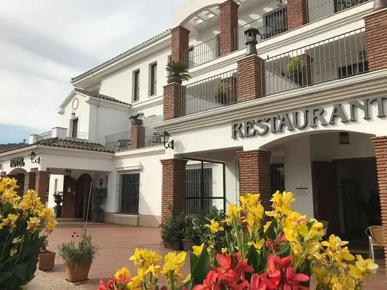 Hotel Los Dólmenes