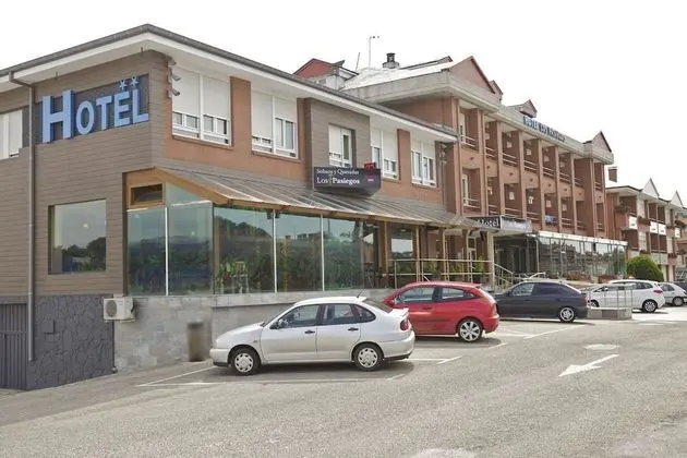 Hotel Los Pasiegos - Dış Mekan