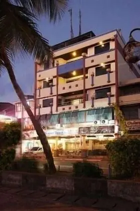 Losari Beach Inn - Dış Mekan
