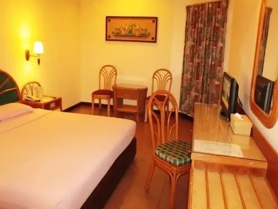 Losari Beach Inn - Oda