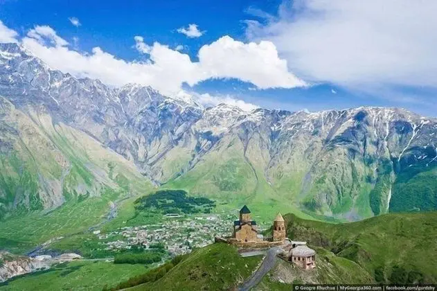 Lost inn kazbegi Hostel