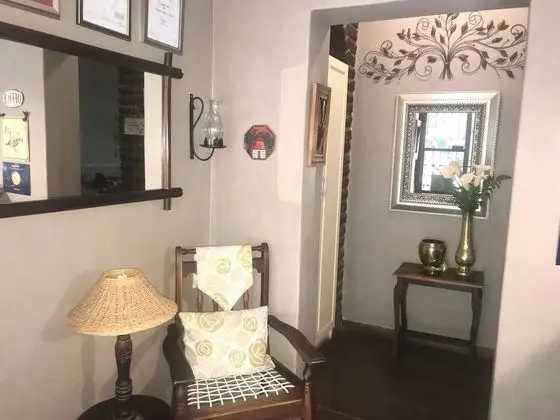 Lost Trail Bed and Breakfast - Lobi