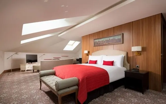 Lotte Hotel St.Petersburg - Oda