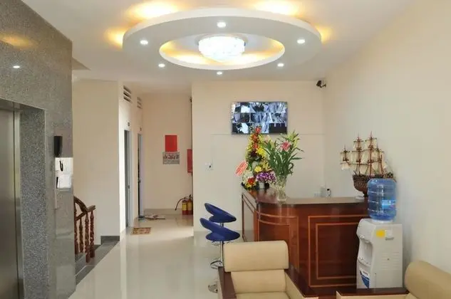 Lotus Apartment Hotel - Lobi