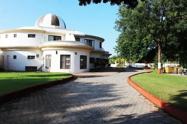 Lotus Resort