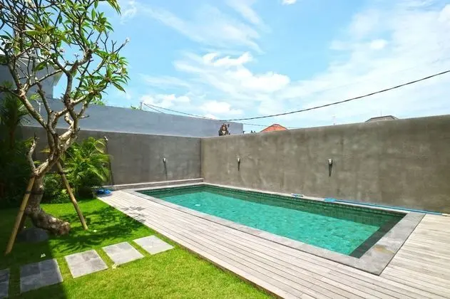 Lotus Bali Guesthouse - Havuz