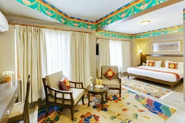 Hotel Lotus Gems - Öne Çıkan Resim