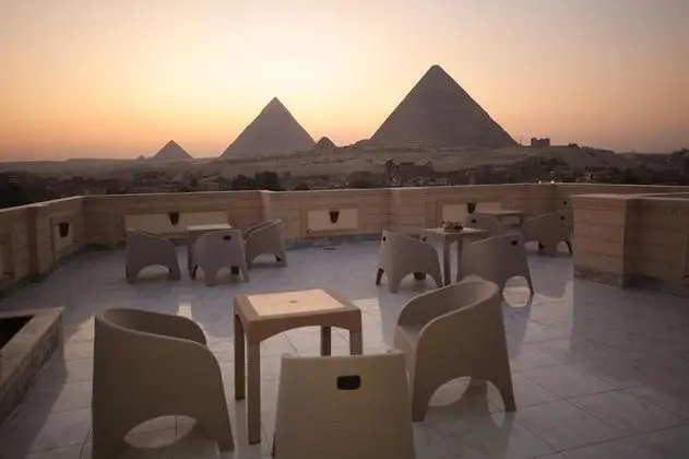 The Lotus Guest House - 3 Pyramids View