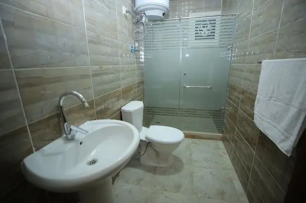 The Lotus Guest House - 3 Pyramids View - Banyo Tipleri