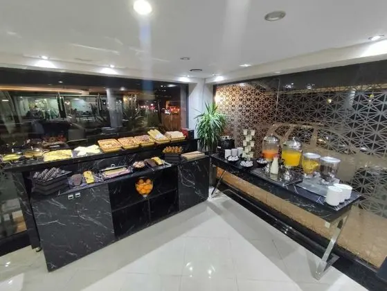 Lotus Hôtel Casa Nearshore - Yerinde Yemek