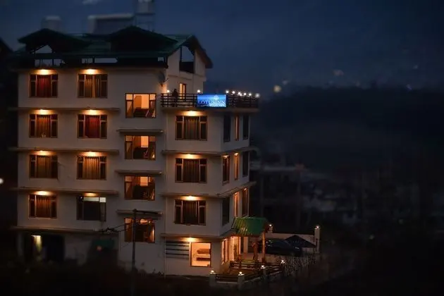 Lotus Inn Rothang View - Dış Mekan