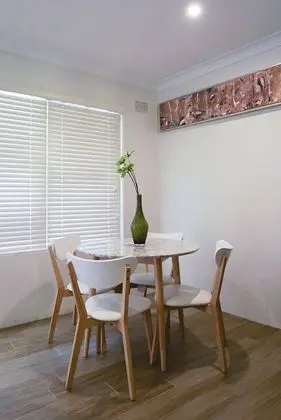 Lotus Stay Manly - Apartment 631 - Oda Düzeni
