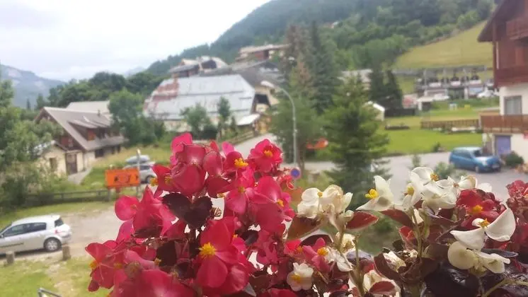 Hotel l'Ours Blanc - Dış Mekan