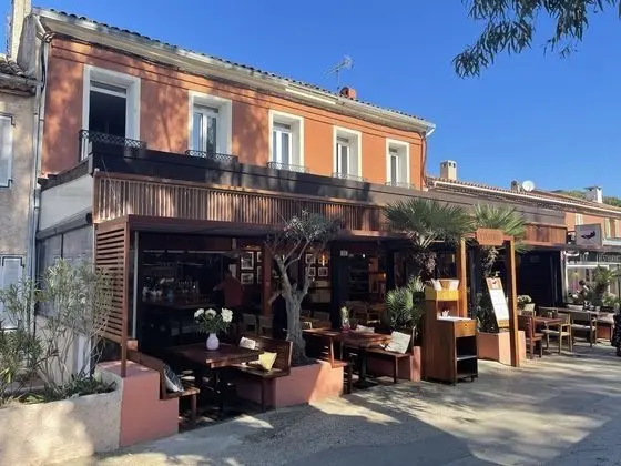 L'oustaou de Porquerolles - Öne Çıkan Resim