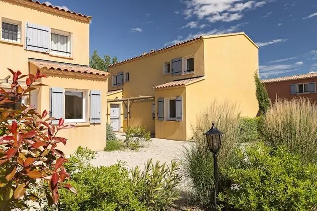 L’OUSTAU DE SORGUE » Résidence LAGRANGE VACANCES