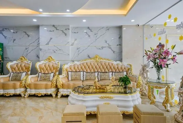 Love Hotel Airport - Lobi