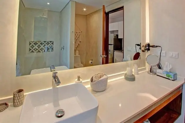 Loveboat Penthouse Studio With Private Splash Pool – PENTHOUSE 5 B – By Salt-Kisses - Banyo Tipleri