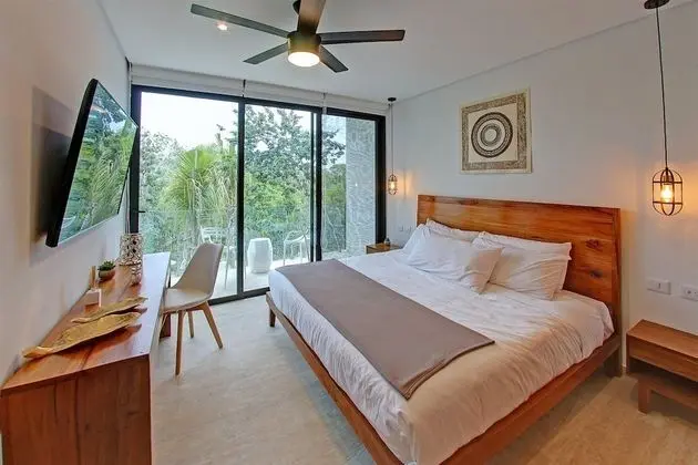 Loveboat Penthouse Studio With Private Splash Pool – PENTHOUSE 5 B – By Salt-Kisses - Oda