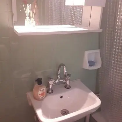 Lovely 1-bed Apartment in Athina - Banyo Tipleri